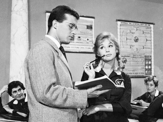 "Kαλή σχολική" χρονιά με... γέλιο! To υπέροχο βίντεο της Finos Films