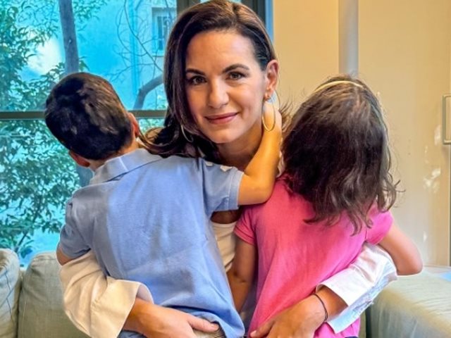 Όλγα Κεφαλογιάννη: "Ο πιο σημαντικός τίτλος είναι ότι είμαι μαμά"