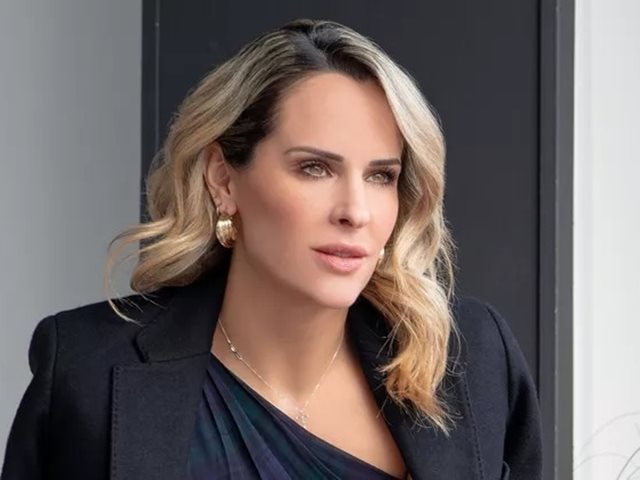 Δεν πρόλαβες να μαγειρέψεις; Η Έλενα Ασημακοπούλου προτείνει την πιο γρήγορη και "μαμαδίστικη" λύση