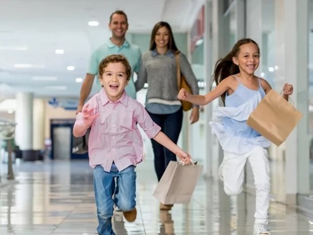 Οδηγός μόδας για όλη την οικογένεια: Όσα πρέπει να προσθέσεις στην shopping list του φθινοπώρου