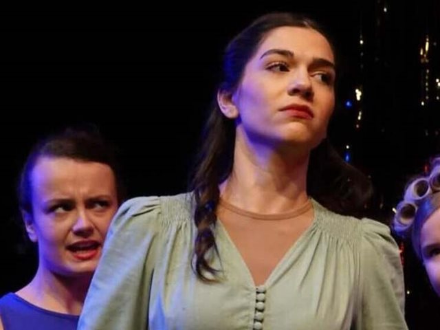 H Μελίνα Νικολαΐδη πήρε το πτυχίο της στην υποκριτική