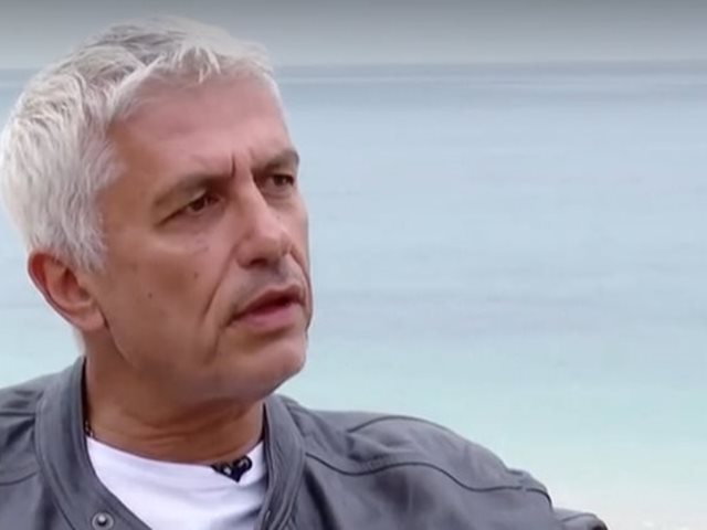 Γιώργος Καλλιακμάνης: "Με την πρώην σύζυγό μου ήμασταν 30 χρόνια μαζί. Δεν έχουμε πάρει διαζύγιο, δεν υπάρχει λόγος"