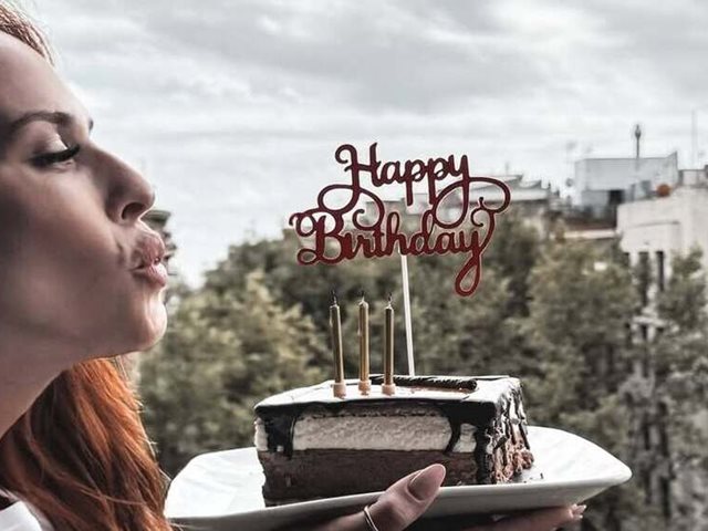 Η Σίσσυ Χρηστίδου γιόρτασε τα γενέθλιά της στη Βαρκελώνη μαζί με τους γιους της