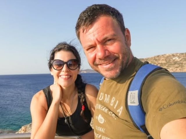 Γιατί επιλέγω να μην δείχνω τα παιδιά μου στα social media; H Ηλέκτρα Αστέρη εξηγεί τους λόγους