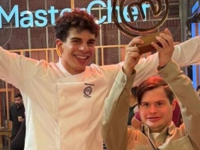 Νέστορας Νέστορας: "Όταν βγαίνω με τον αδερφό μου δεν κάθομαι να παρατηρώ ποιος και πώς μας κοιτάζει"