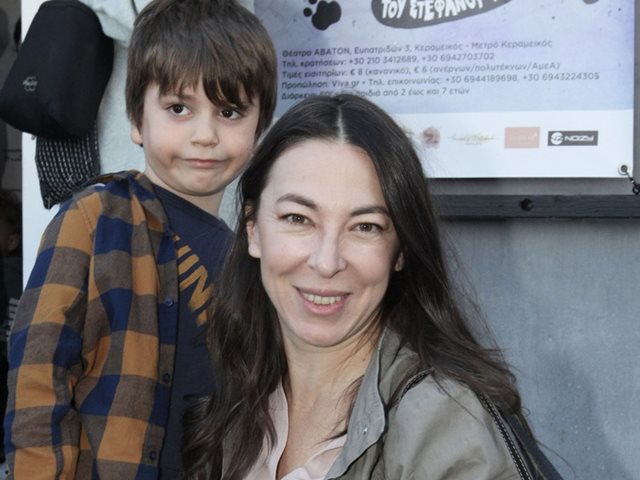 Αλίκη Κατσαβού: "Ο Κώστας Βουτσάς μου έλεγε από την αρχή να παντρευτούμε. Εγώ του έλεγα "αν μείνω έγκυος ναι""