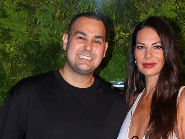Χρήστος Κούγιας: "Δεν έχω ζήσει τη νορμάλ ελληνική οικογένεια. Ακόμα και όταν οι γονείς μου ήταν μαζί η κατάσταση ήταν χαοτική"