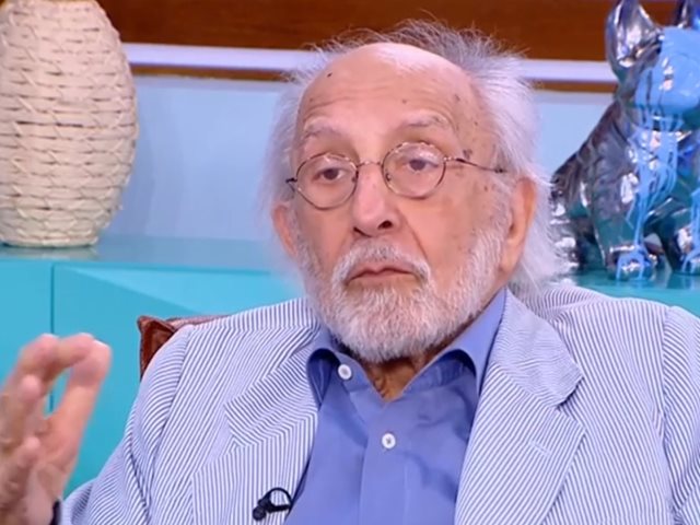 Αλέξανδρος Λυκουρέζος: "Δεν με στενοχωρεί που κανένα από τα τρία μου παιδιά δεν επέλεξε το επάγγελμά μου"