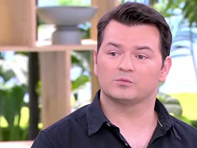 Η αναφορά του Ιωάννη Απέργη στις εξαρτήσεις του πατέρα του: "Ήμουν στο δημοτικό, πήρα την αστυνομία και δεν ήρθε"