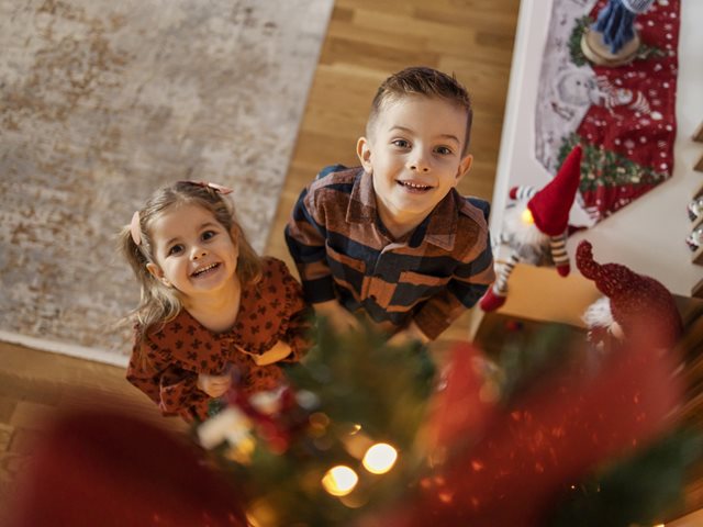 Γιατί τα αδέρφια συγκρούονται περισσότερο στις γιορτές;