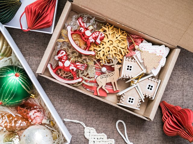 Πώς αποθηκεύονται σωστά τα Χριστουγεννιάτικα στολίδια;