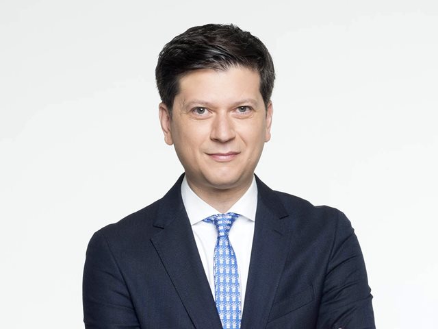 "Σε λίγο καιρό θα γίνουμε τέσσερις": Ο Απόστολος Μαγγηριάδης θα γίνει μπαμπάς για δεύτερη φορά