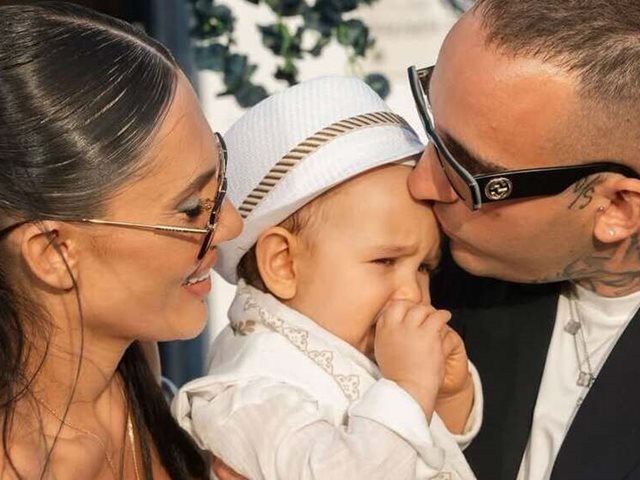 Έλενα Τσαγκρινού & Dj Stephan δημοσίευσαν το επίσημο φωτογραφικό άλμπουμ της βάφτισης του γιου τους