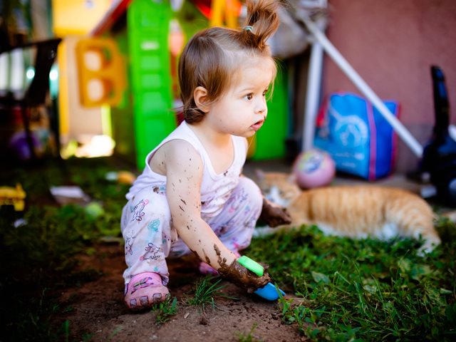 7 απλές μοντεσσοριανές δραστηριότητες για τις διακοπές με τα παιδιά