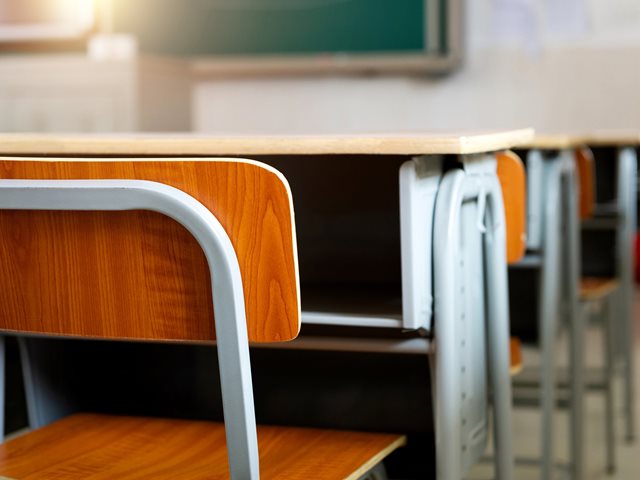 Στρεπτόκοκκος: Κλειστά σχολεία σε Αθήνα, Θεσσαλονίκη και Κρήτη - Γιατί διαφωνεί ο ΕΟΔΥ με το λουκέτο