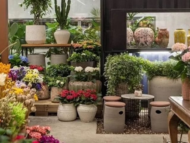 Ανθοπωλείο Sotiris Vrettos: 10 χρόνια Blooming σε ένα τριήμερο γιορτής με workshop, μουσική και cocktails