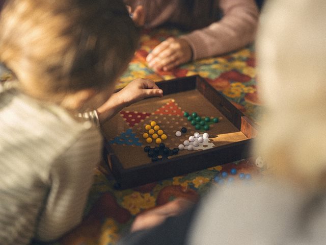 Budget friendly δώρα για παιδικό πάρτι: Τα επιτραπέζια παιχνίδια που είναι διασκεδαστικά και εκπαιδευτικά