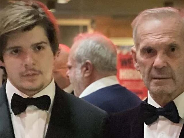 Πέτρος Κωστόπουλος: "Ο Μάξιμος ήταν το παιδί που μεγάλωσα πιο πολύ. Με τα κορίτσια δούλευα απ' το πρωί μέχρι το βράδυ"