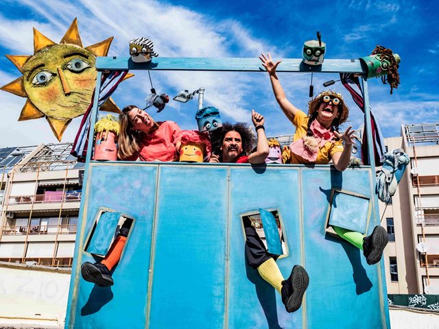 Ντενεκεδούπολη ξανά! Το μεγάλο ταξίδι του Μελένιου επιστρέφει στο Ίδρυμα Μιχάλης Κακογιάννης