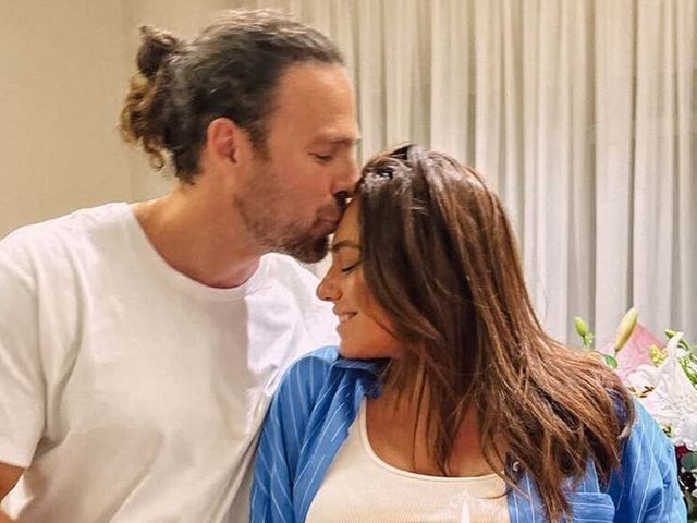 Η Ευρυδίκη Βαλαβάνη και ο Γρηγόρης Μόργκαν προετοιμάζουν το παιδικό δωμάτιο