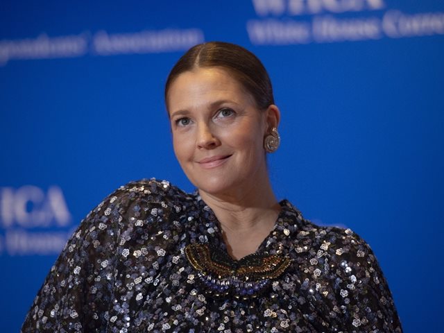 10 celebrities μιλούν με ειλικρίνεια για την επιλόχειο κατάθλιψη