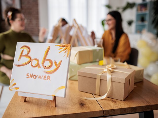 Baby shower: 6 διασκεδαστικά παιχνίδια για ένα αξέχαστο πάρτι πριν τη γέννα