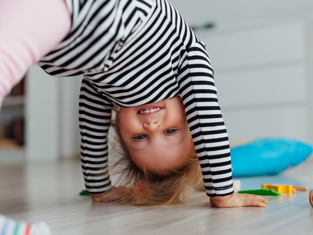 Νήπια και όρια: 7 κανόνες που επαναφέρουν την ηρεμία στο σπίτι