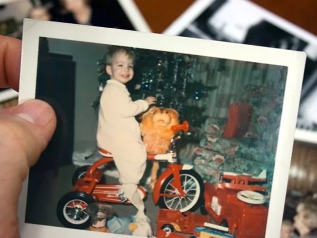 Vintage Χριστούγεννα: Οι συντάκτριες του The Mamagers και του Missbloom θυμούνται τις καλύτερες παιδικές στιγμές τους