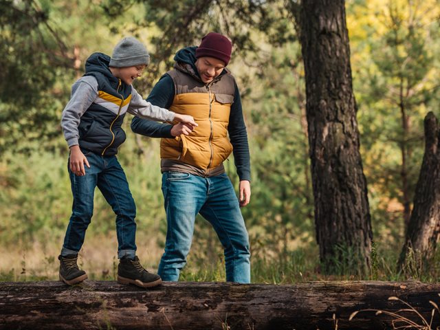 Εξερεύνηση με τα παιδιά: 7 πανέμορφα άλση στην Αττική που προσφέρονται για παιχνίδι