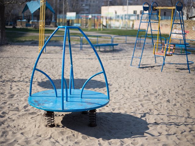 Πώς ένα ιερέας έσωσε τη ζωή 2χρονου παιδιού που σταμάτησε να αναπνέει σε χωριό της Λήμνου