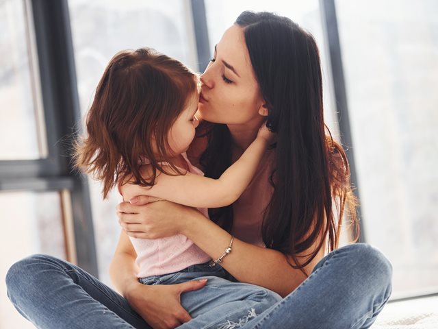 Πώς κάνουμε gaslighting στα παιδιά μας χωρίς να το καταλαβαίνουμε