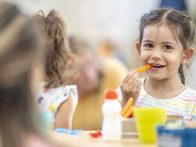 Ποια τρόφιμα επιτρέπεται να πωλούνται στα κυλικεία των σχολείων;