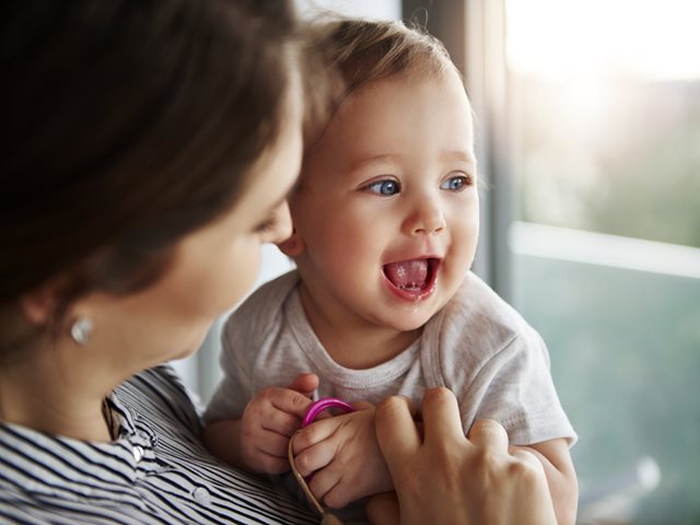 10 πολύ χρήσιμα mom hacks που έμαθα από άλλες μαμάδες