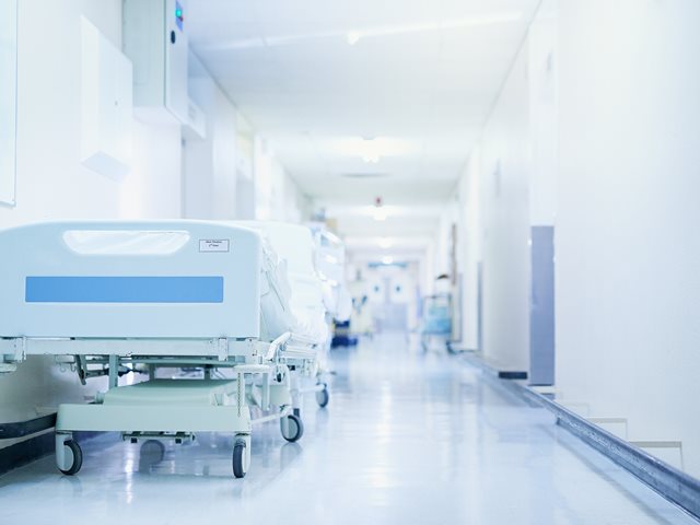Μητέρα διέκοψε την ιατρική αγωγή της 4χρονης κόρης με φυματίωση- Την αναζητούν οι Αρχές