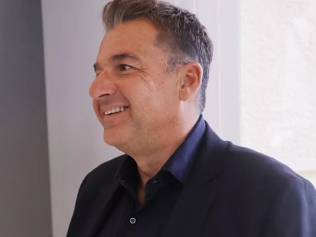 Οικογενειακές στιγμές για τον Γιώργο Λιάγκα - Το σπάνιο κλικ με τους γιους τους