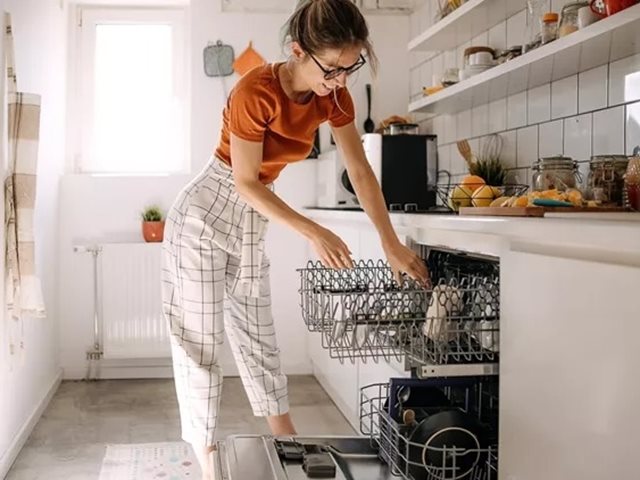 Δεν είναι μόνο για πιάτα - 17 πράγματα που δεν φανταζόσουν ότι μπαίνουν στο πλυντήριο πιάτων