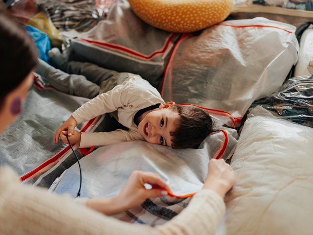 6 tips που θα σε βοηθήσουν να "κατεβάσεις" σωστά τα καλοκαιρινά σου ρούχα