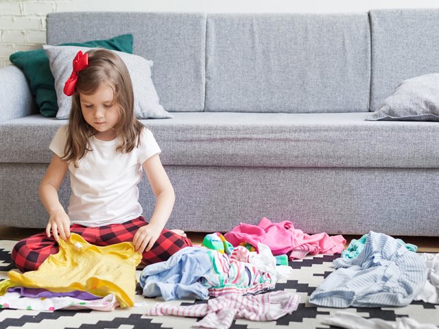 Decluttering πριν τα Χριστούγεννα: Κάνε χώρο για τα νέα δώρα