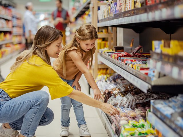 3 στρατηγικές για να αποφεύγεις τις παγίδες στις ετικέτες τροφίμων