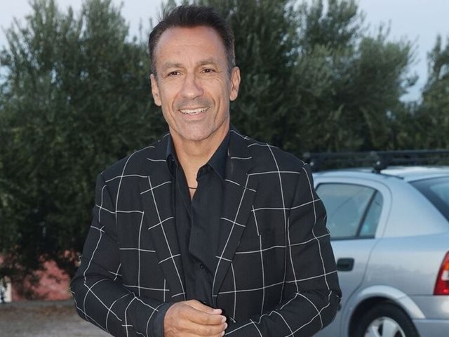 Ο Πέτρος Ίμβριος μιλά για την απώλεια της μητέρας του: "Σκέφτομαι ακόμα να την πάρω τηλέφωνο"