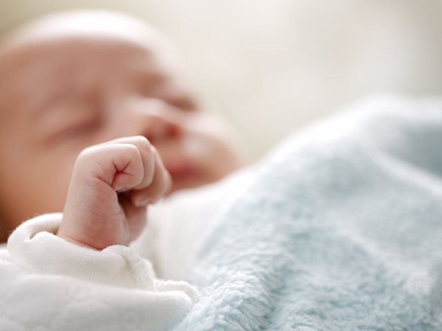 Νεογέννητο 16 ημερών στη ΜΕΝΝ με κορoνοϊό