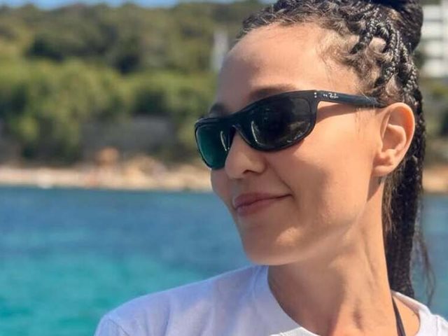 Η Πηνελόπη Αναστασοπούλου είναι μια "τέλεια" αλλά και "ατελής" μητέρα και το δηλώνει περήφανα