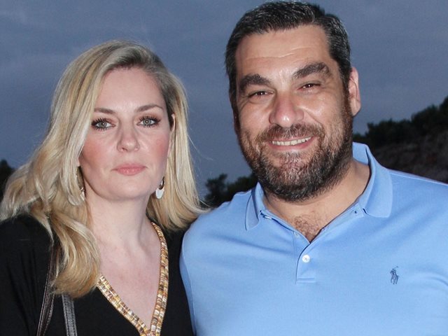 Ελισάβετ Μουτάφη & Μάνος Νιφλής βαφτίζουν τον γιο τους - "Θα γίνει εναλλακτικά"