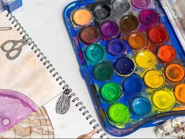 Γίνε κι εσύ καλλιτέχνης στο εργαστήριο του Plakas Kiddie Academy