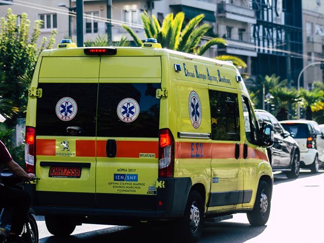 9χρονο κορίτσι παρασύρθηκε από αυτοκίνητο ενώ έκανε ποδήλατο- Δίνει μάχη για τη ζωή της στην Εντατική