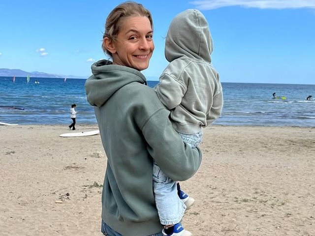 "Να τρέχεις, να χαμογελάς, να αγαπιέσαι και να αγαπάς!": Το υπέροχο βίντεο της Γιούλικας Σκαφιδά για τη γιορτή του γιού της