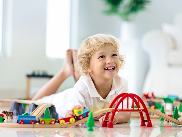 Πόσα παιχνίδια πρέπει να έχει ένα παιδί ανάλογα με την ηλικία του;