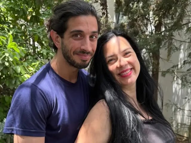 Γέννησε η πρωταγωνίστρια του Μανούσου Μανουσάκη, Άννα Τσουκαλά στα 50 της χρόνια