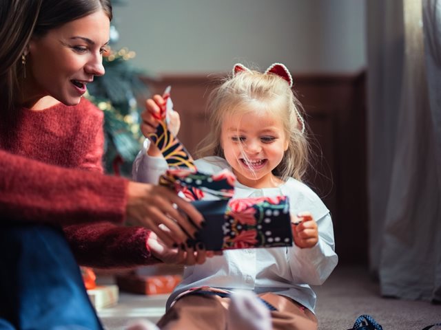 10 εκπαιδευτικά χριστουγεννιάτικα δώρα που αγαπούν τα παιδιά 3–6 ετών