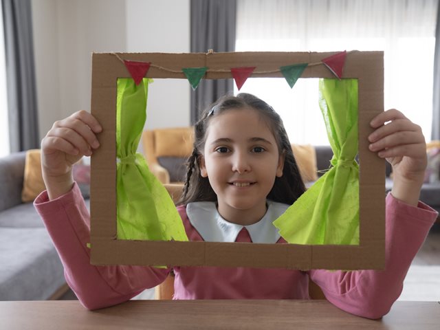 Πώς μιλάμε με τα παιδιά μετά από μια θεατρική παράσταση;